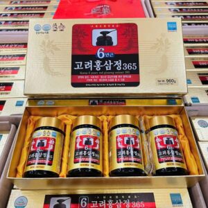 Set 4 lọ x 240 gram cao sâm Hàn Quốc 6 năm tuổi