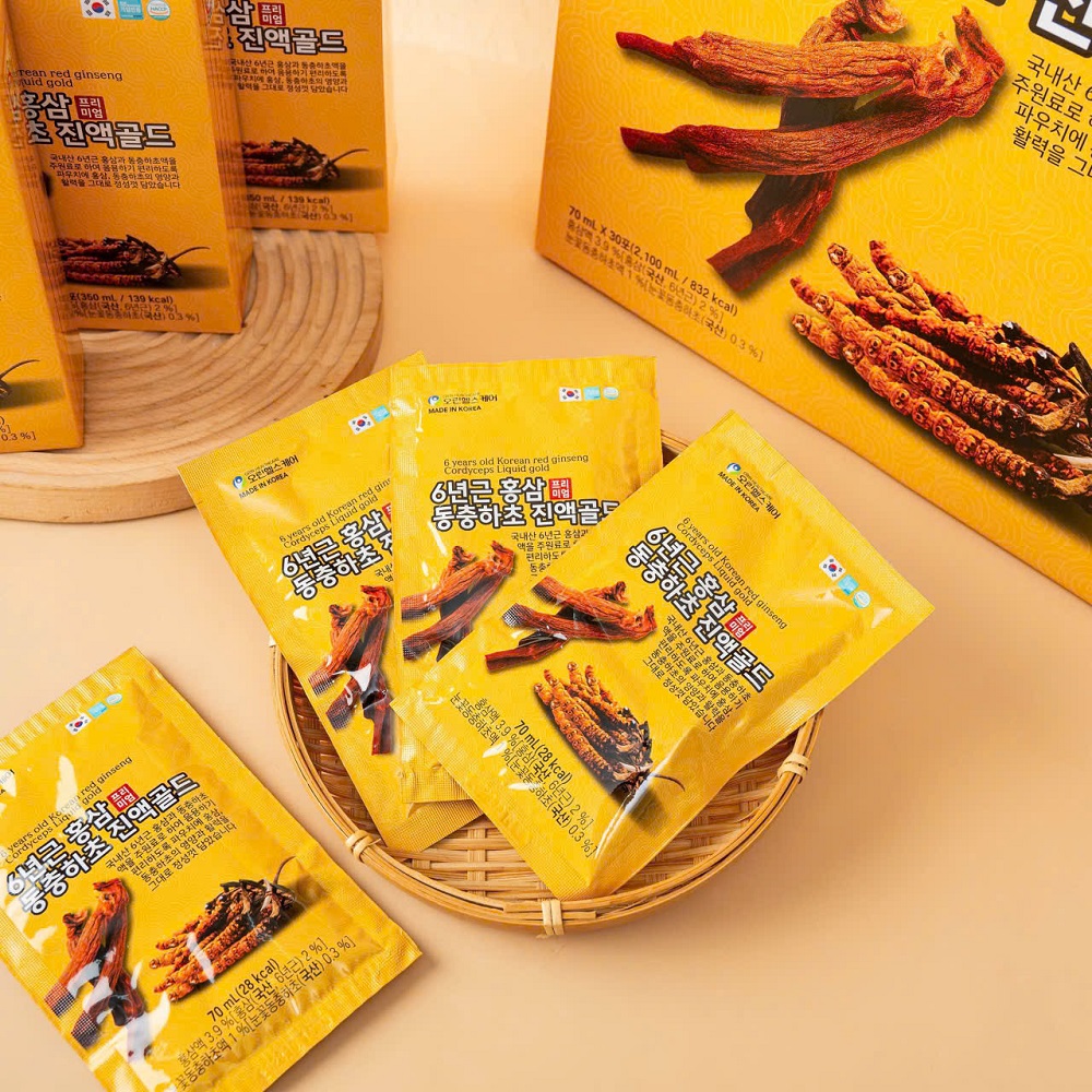 Nước đông trùng hạ thảo hồng sâm Hàn Quốc Nước đông trùng hạ thảo hồng sâm Hàn Quốc