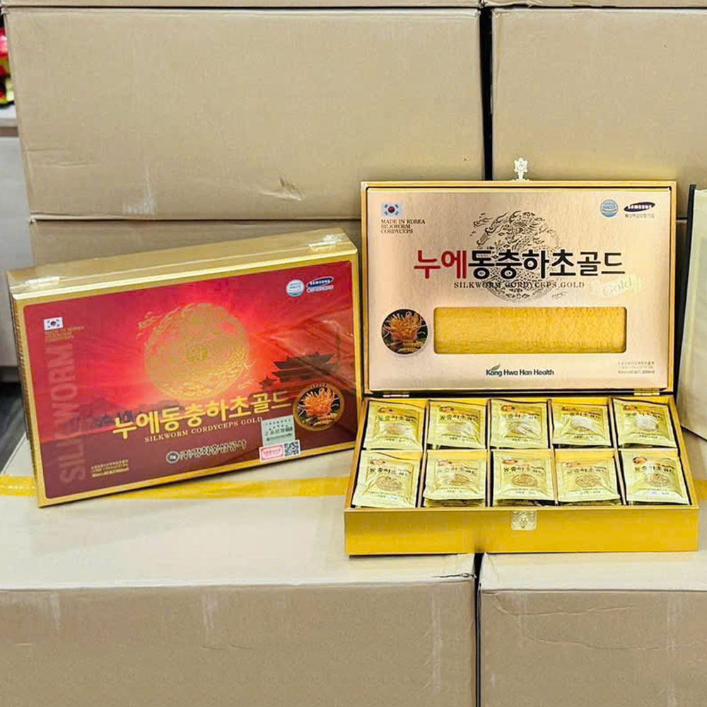 Nước đông trùng hạ thảo KangHwa Gold King hộp gỗ vàng 60 gói x 30ml Nước đông trùng hạ thảo KangHwa Gold King hộp gỗ vàng 60 gói x 30ml