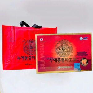 Mỗi sản phẩm kèm theo túi xách sang trọng