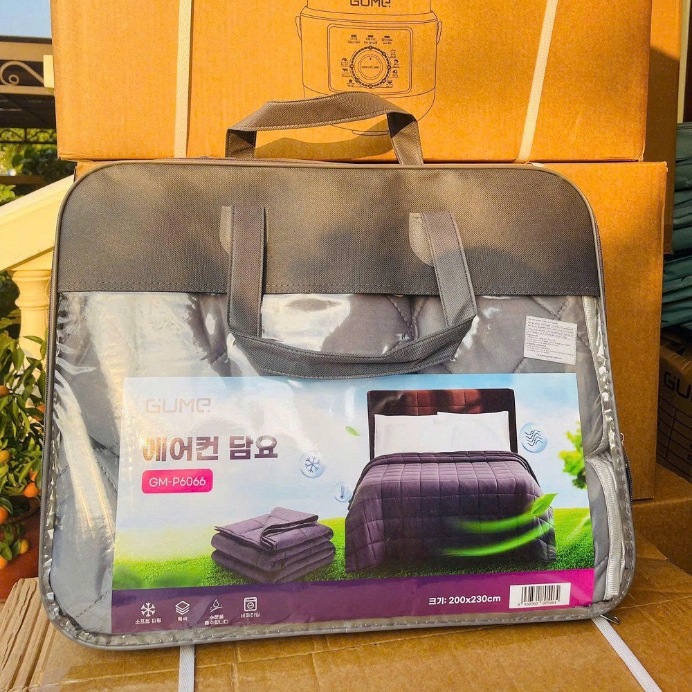Chăn hè siêu mát Hàn Quốc Gume kèm túi xách siêu sang màu xám Chăn hè siêu mát Hàn Quốc Gume kèm túi xách siêu sang màu xám