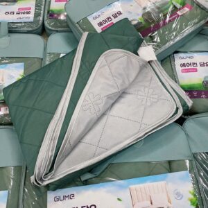 Hình ảnh thực tế chăn lạnh GUME GM - P6066 màu xanh